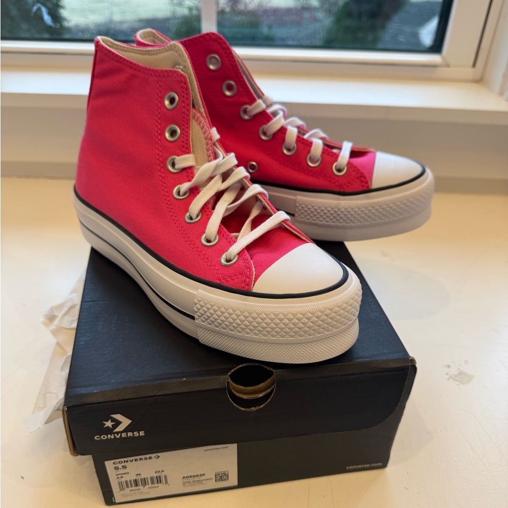 Converse Women's Bright Pink platform High-Top Sneakers